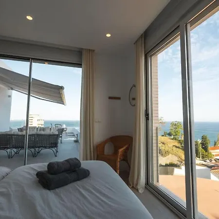 Villa Lovely With Uninterrupted Sea View Fuengirola