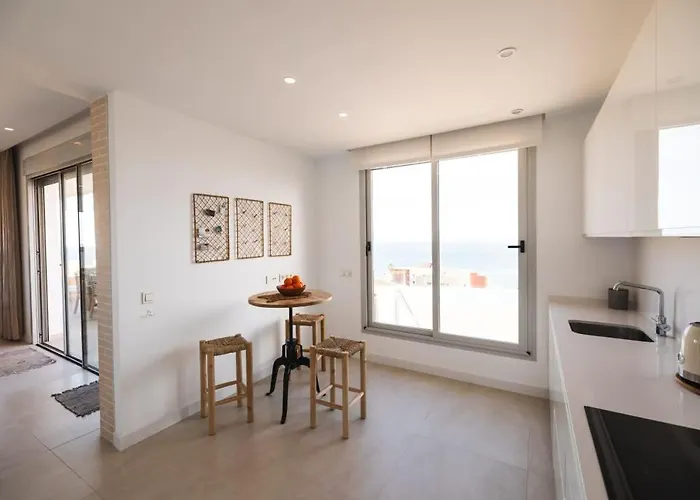 Lovely With Uninterrupted Sea View Fuengirola
