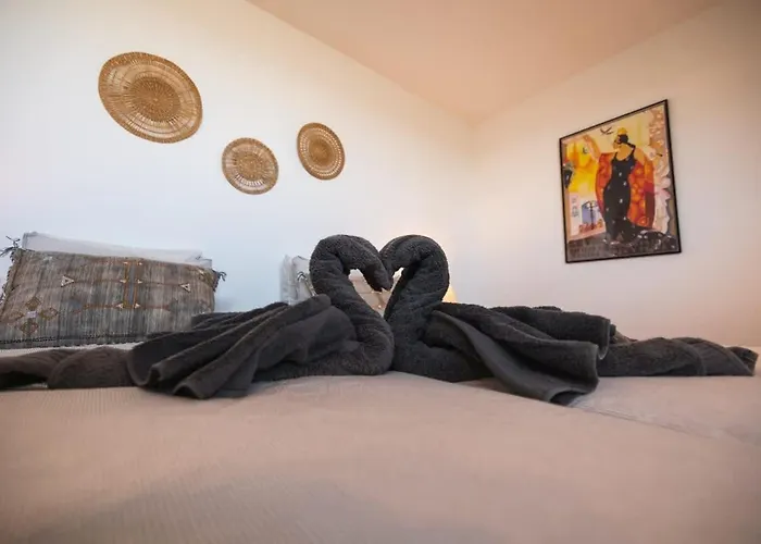 Villa Lovely With Uninterrupted Sea View *