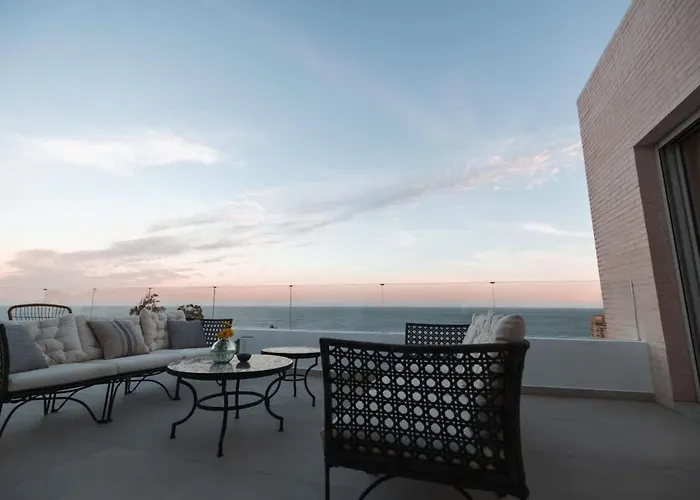 Lovely With Uninterrupted Sea View * Fuengirola