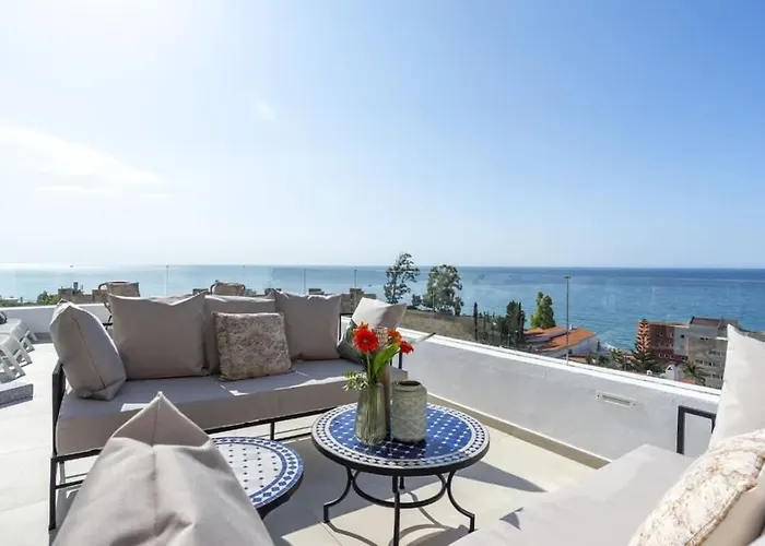 Lovely With Uninterrupted Sea View Villa