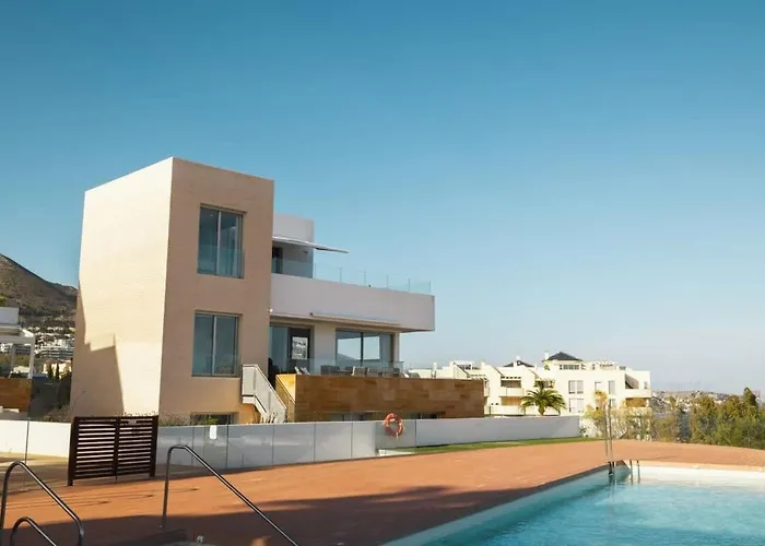 Villa Lovely With Uninterrupted Sea View