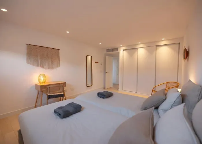 Villa Lovely With Uninterrupted Sea View *